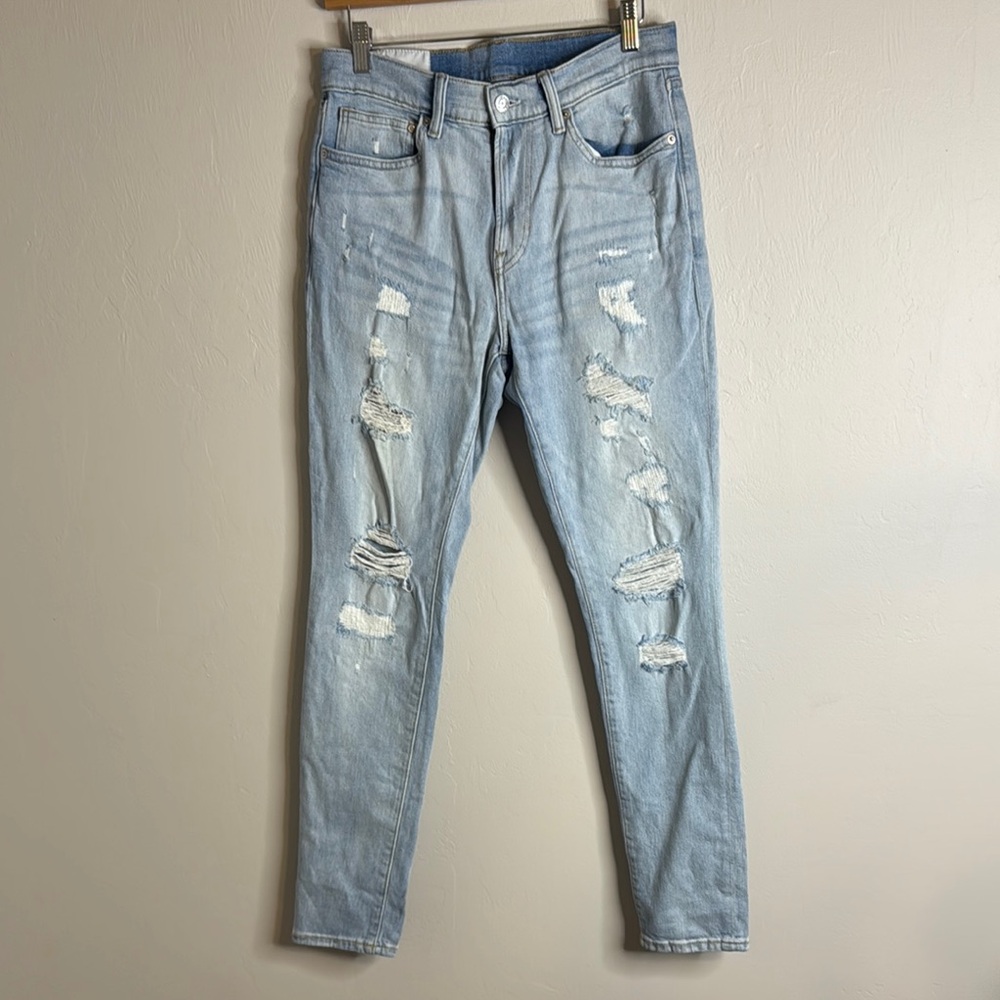 H&M Light Blue Distressed Women's skinny Jeans size 31